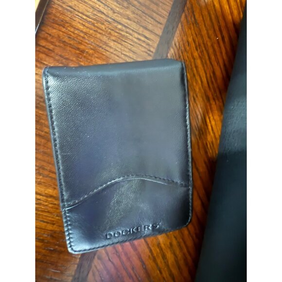 Dockers Mens Black Synthetic Leather Toiletry/Shoe Bag With Handle & Ventilation - Picture 8 of 8